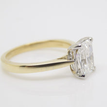 Load image into Gallery viewer, Aroca "Ríona" 18ct Yellow Gold and White Gold Claws 1.50ct Rectangular Cut Cornered Modified Brilliant Lab Grown Diamond Engagement Ring SKU 7707129
