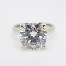 Load image into Gallery viewer, Platinum Lab Grown Round Brilliant Diamond Ring 5.01ct SKU 7707133
