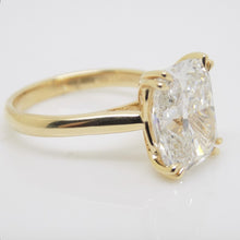 Load image into Gallery viewer, 18CT Yellow Gold Cushion Cut Lab Grown Diamond 5.00ct SKU 7707138
