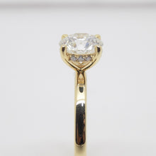 Load image into Gallery viewer, 18CT Yellow Gold Lab Grown Round Brilliant Diamond &amp; Hidden Halo 1.56CT SKU 7711002
