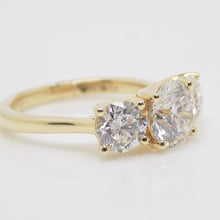 Load image into Gallery viewer, 18CT Yellow Gold 3 Round Brilliant Lab Grown Diamonds 2.90CT SKU 7711016
