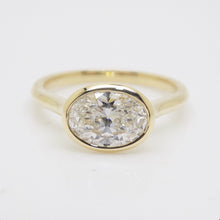 Load image into Gallery viewer, Aroca 18ct "Époque" Yellow Gold Lab Grown Oval Diamond Engagement Ring 1.53CT SKU 7711023
