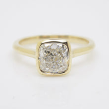 Load image into Gallery viewer, Aroca 18ct "Époque" Yellow Gold Lab Grown Princess Cut Diamond Engagement Ring 1.52CT SKU 7711024

