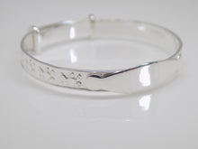 Load image into Gallery viewer, Sterling Silver Kids Teddy Design Identity Bar Bangle SKU 0302020
