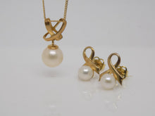 Load image into Gallery viewer, 9ct Yellow Gold Criss Cross and Pearl Pendant &amp; Earrings Set SKU 0601012
