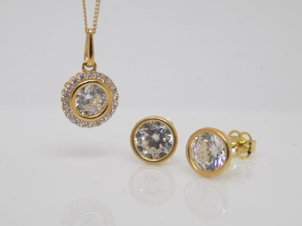 9ct Yellow Gold Rubover CZ Pendant & Earrings Set SKU 0601017