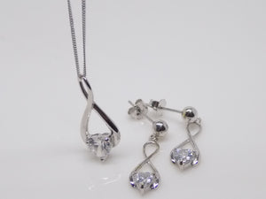 9ct White Gold Infinity Shape Heart CZ Pendant & Earrings Set SKU 0701002