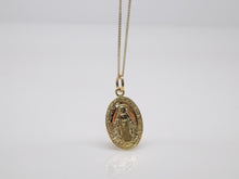 Load image into Gallery viewer, 9ct Gold Miraculous Medal SKU 1511010
