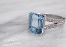 Load image into Gallery viewer, 18ct White Gold Rectangle 3.08ct Aquamarine Split 0.34ct Diamond Shoulders SKU 8802098
