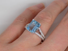 Load image into Gallery viewer, 18ct White Gold Rectangle 3.08ct Aquamarine Split 0.34ct Diamond Shoulders SKU 8802098
