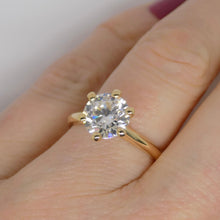 Load image into Gallery viewer, 18ct Yellow Gold Round Brilliant Lab Grown Diamond Solitaire Engagement Ring 2.05ct SKU 7707063
