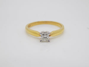 18ct Yellow Gold Princess Cut Diamond Solitaire 0.33ct Engagement Ring SKU 8803092